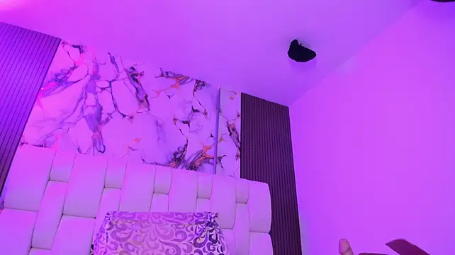 alisstarr (T teen) - I ride your hard cock (torso)🍑🍆💦