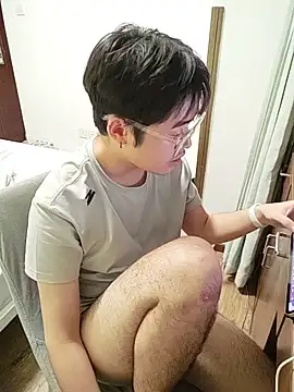 charliez0088 (M young) - 脱掉衣服