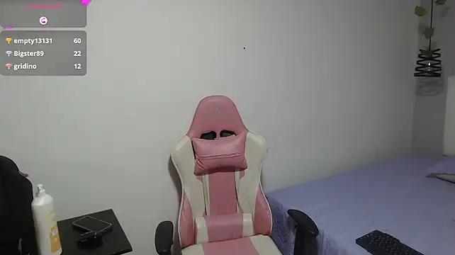 jessica_dove (F young) - 💃 Sexy Dance + Body Tease 💋