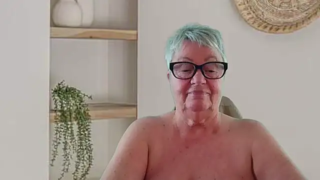 Mystery-Grandmother live cam