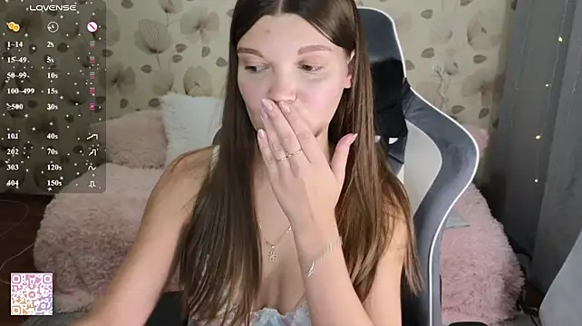 _cute_ice live cam on StripChat