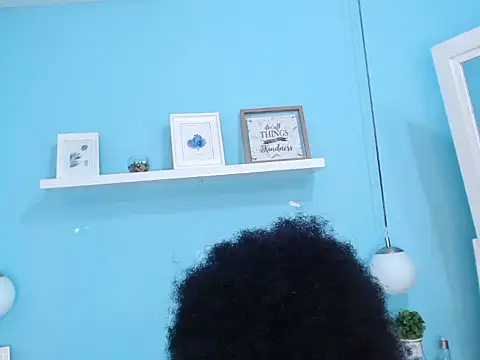 MiaLaurent_2 live cam on StripChat