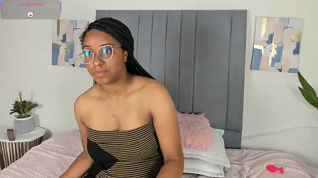 Sophia_Ebony preview