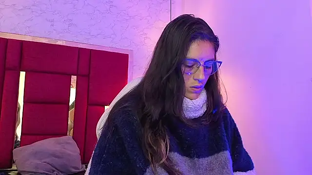 moon_winy live cam on StripChat
