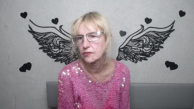 Pattysanny's live stream
