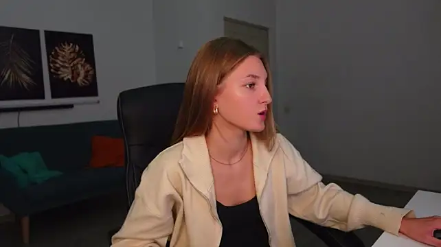 Lana_Jewel live cam on StripChat