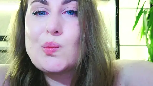 Miss_Magic_Eyes_