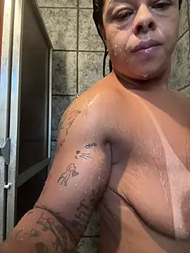 Tais36 live cam on StripChat