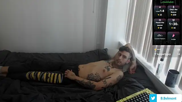 BobbyBelmont13 live cam on StripChat