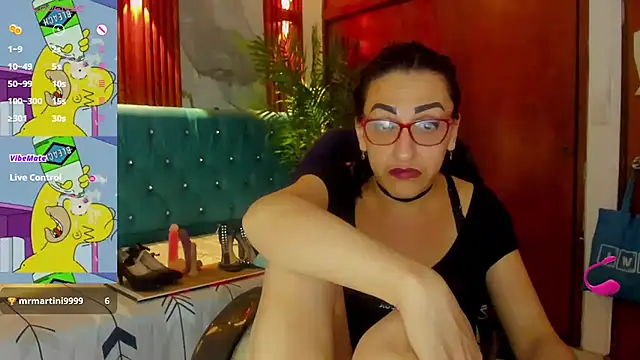 sabrina_dupont live cam on StripChat