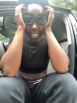 thechocolatepeach live sex cam