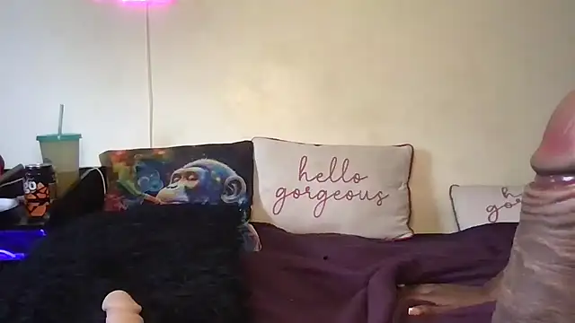 petitesweetkay (F young) - lets get these tits out 👀👅