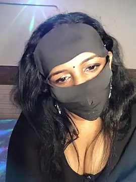 Fantacycouples live cam on StripChat