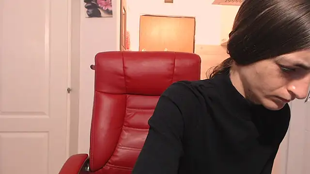 simyhvn live cam on StripChat