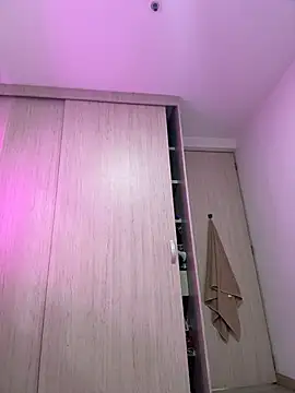 Samantha_Mont