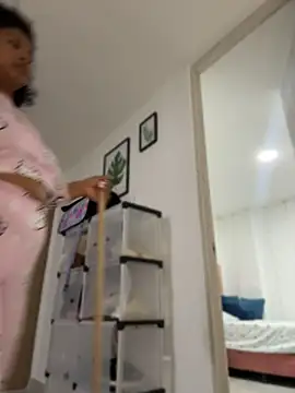 rizos_hot_official (F young) - oil up the ass
