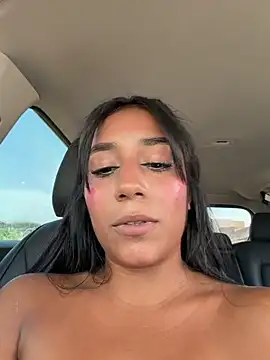 saryjonex (F young) - PUSSY FINGERING  & SALIVA SHOW