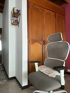 GabriSaenz live sex cam