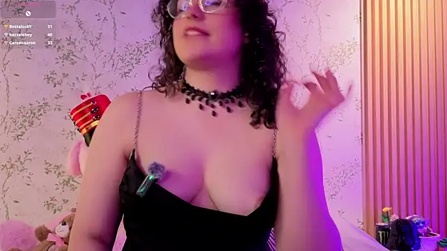 Charlotte__Miller live cam on StripChat