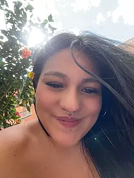 emily_gomezz (F young) - Play with dildo in pussy