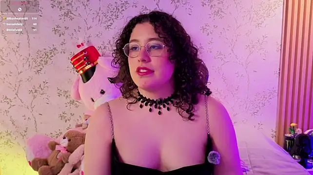 Charlotte__Miller live cam on StripChat