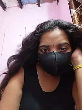 sassy_kinjal (F young) - Oil on boobs