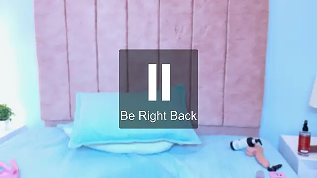 lisamiller_ live cam on StripChat