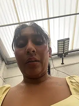 meliz_queen (F young) - Dancing sexy nude