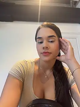 bellaleclair_ (F young) - Touch my boobs