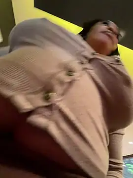 ___nessa (F young) - Moan,fuck pussy&Squirt public#TICKECT