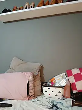 Cherrydollx live cam on StripChat