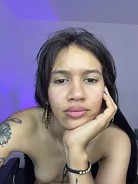 AmberMuse_ live cam on StripChat