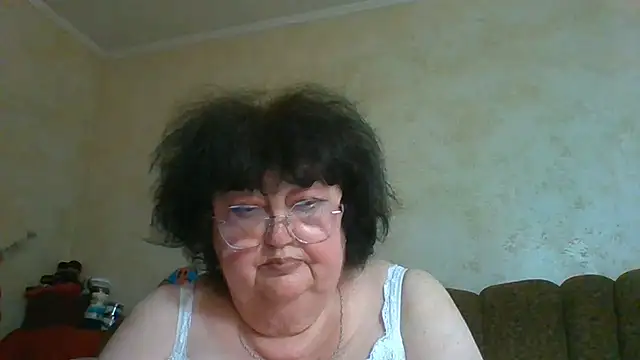 MilaSky5303 live cam on StripChat