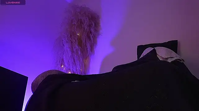 CandieGilson_ live cam on StripChat