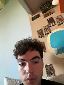 Lukerovett live cam on StripChat