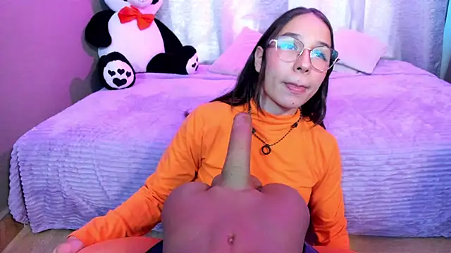 Anne_cox live cam on StripChat