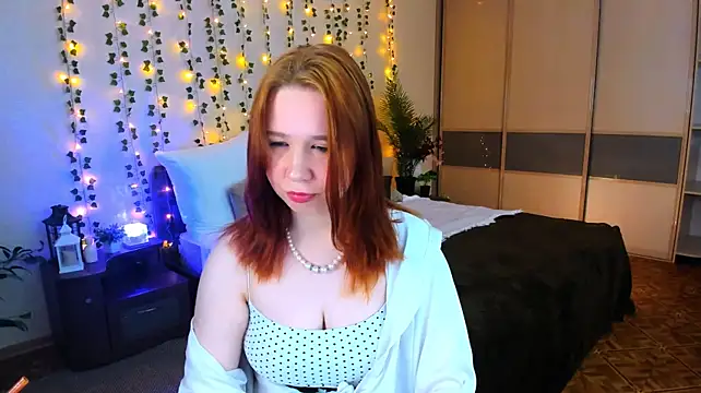 MooonlightSky live cam on StripChat