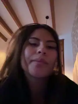 alanis_22