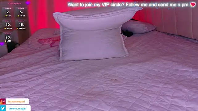 Megan_browns1 live cam on StripChat
