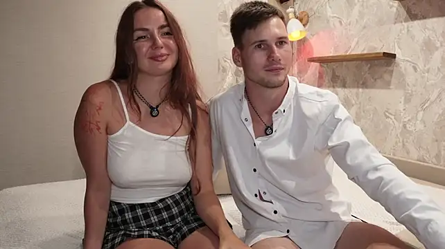 pashaandmila's live room