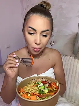KirstieVegas live cam on StripChat