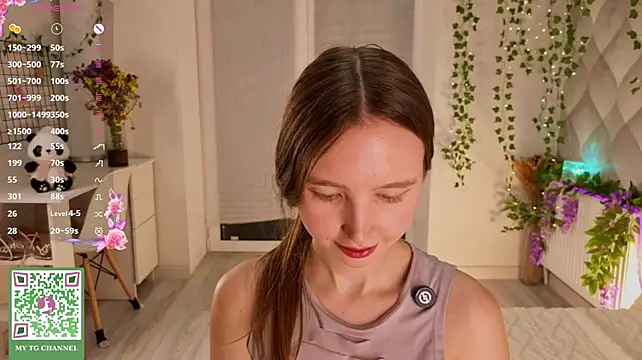 ElfredaTupy live cam on StripChat