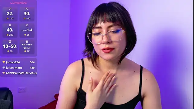 Vesna10 live cam on StripChat
