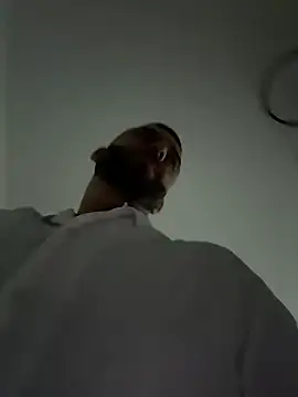 Pablo_Hornyguy95 live sex cam