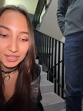 ICrazyOneIRL live cam