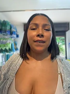 ISABELLA__LUNA live cam