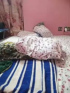 Rashilii_Bhabi live sex cam