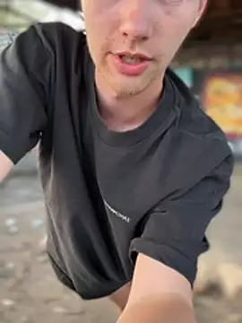 PublicLuke's live cam