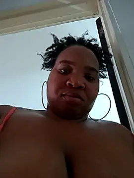 bigasshott_ (F young) - open ass in four 🔥🍑