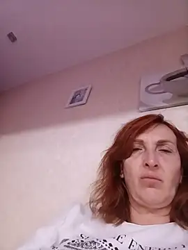 Bel_Nell live cam on StripChat
